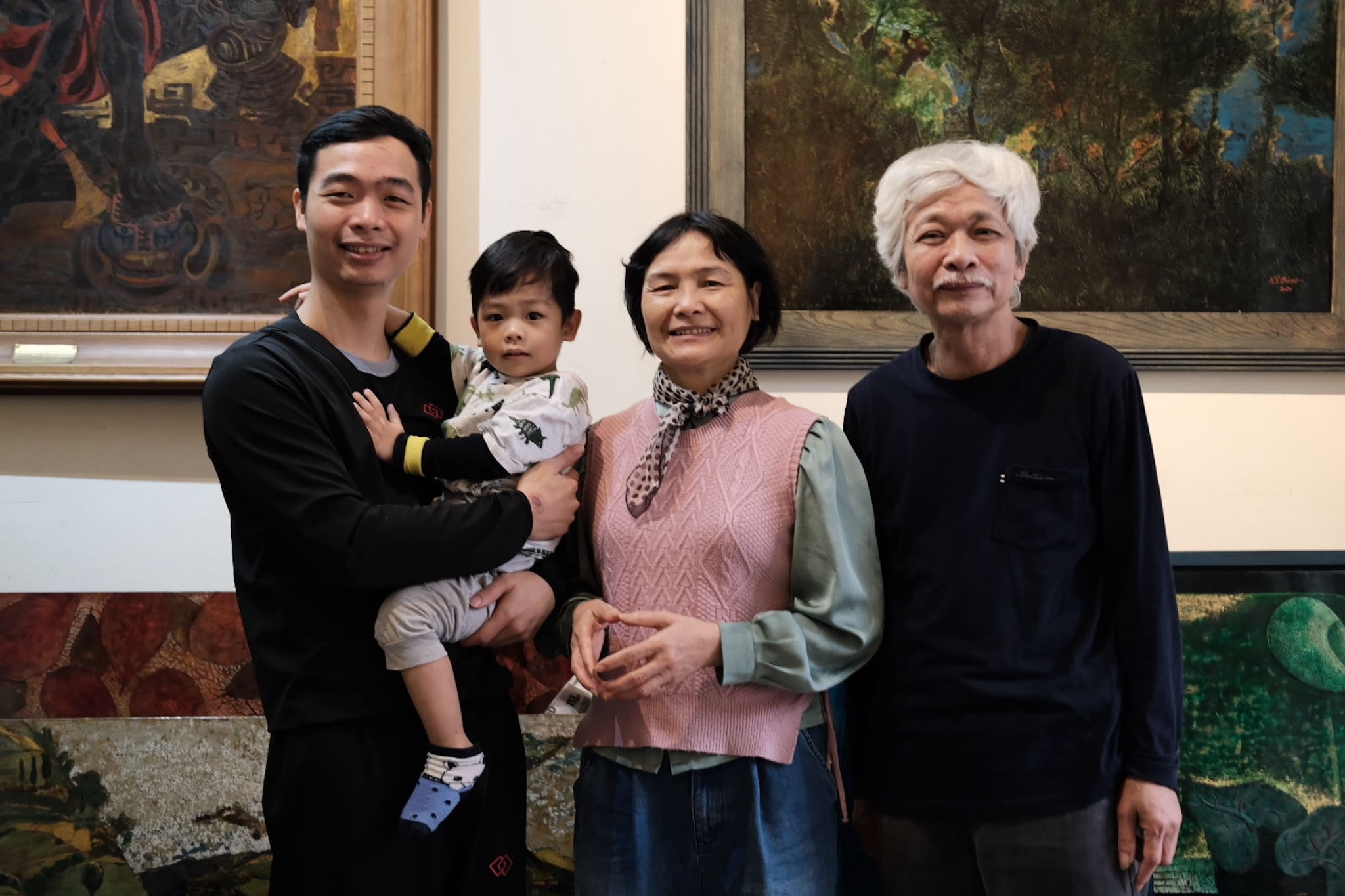 Nguyễn Đình Văn xuất thân từ một gia đình nghệ thuật